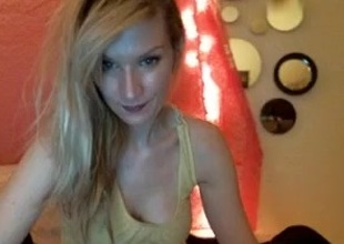 roxannerolls dilettante record 07/07/15 insusceptible to 23:05 from MyFreecams